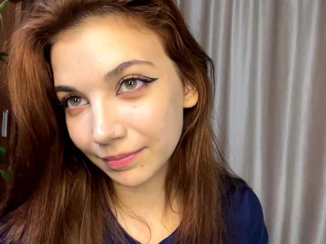 MyrleLinnan live cam on BongaCams