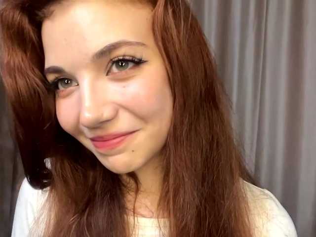 MyrleLinnan live cam on BongaCams
