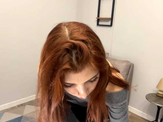MyrleLinnan live cam on BongaCams