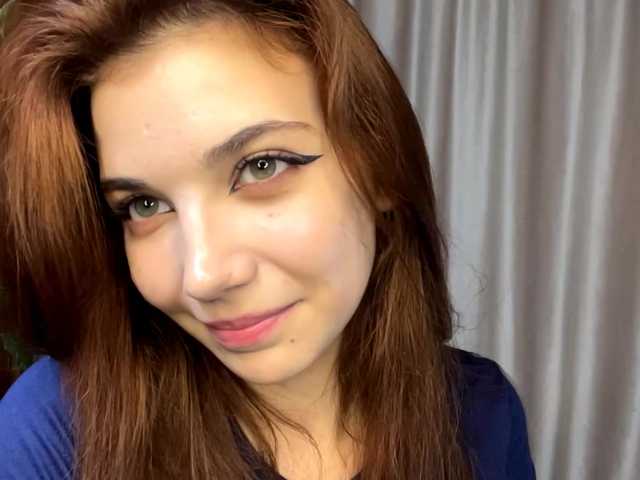 MyrleLinnan live cam on BongaCams
