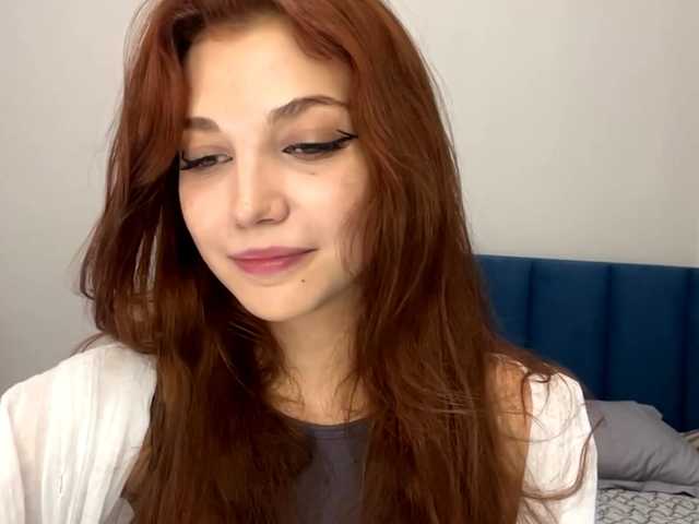 MyrleLinnan live cam on BongaCams