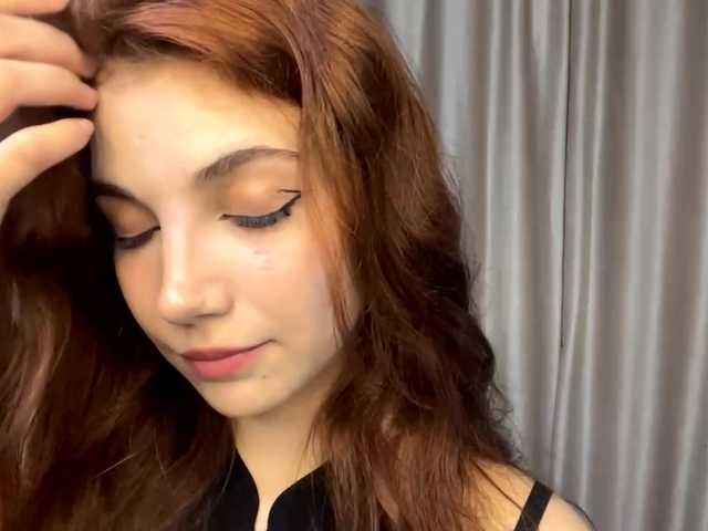 MyrleLinnan live cam on BongaCams