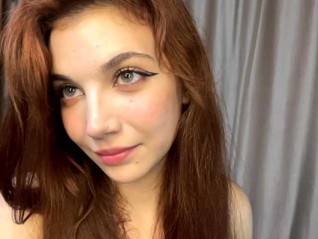 MyrleLinnan live cam on BongaCams