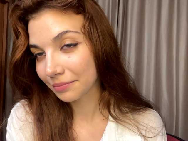 MyrleLinnan live cam on BongaCams