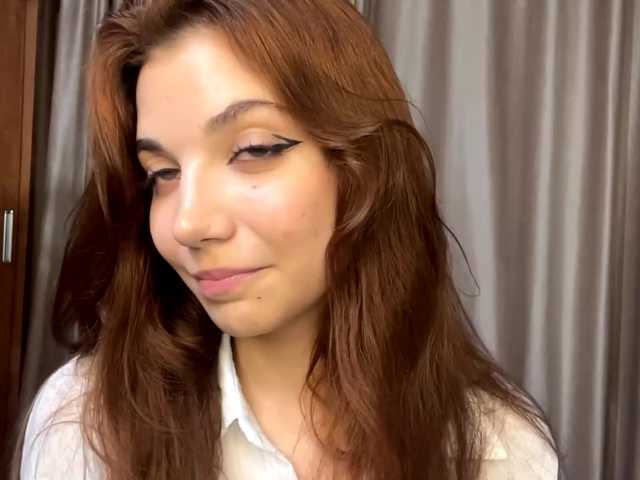 MyrleLinnan live cam on BongaCams