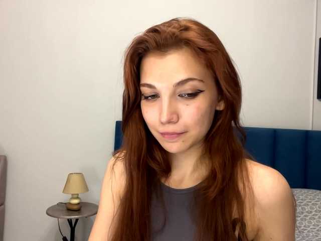 MyrleLinnan live cam on BongaCams