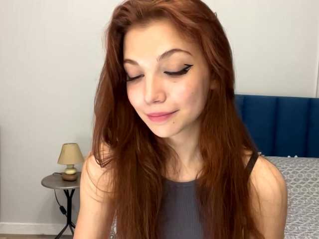 MyrleLinnan live cam on BongaCams