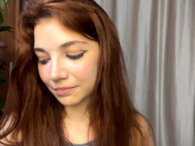 MyrleLinnan live cam on BongaCams