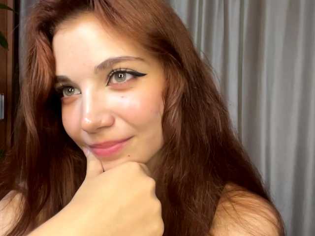 MyrleLinnan live cam on BongaCams