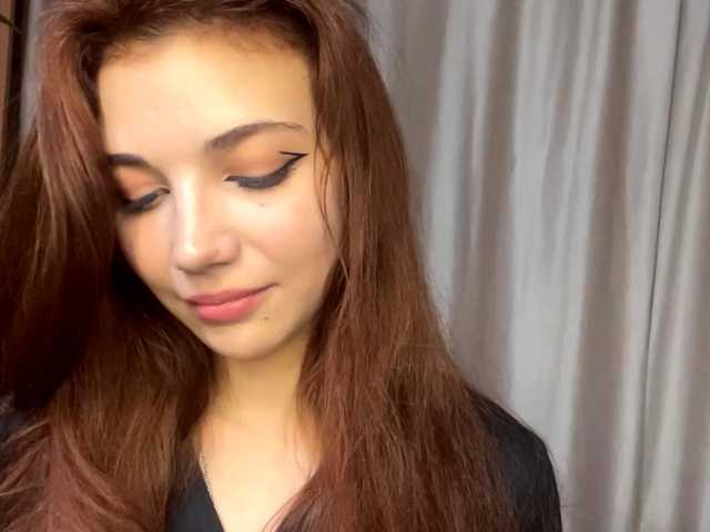 MyrleLinnan live cam on BongaCams