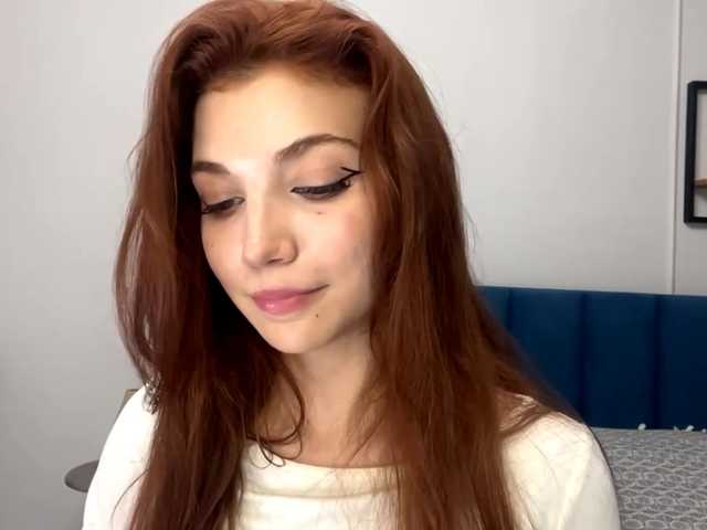 MyrleLinnan live cam on BongaCams