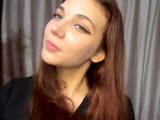 MyrleLinnan live cam on BongaCams