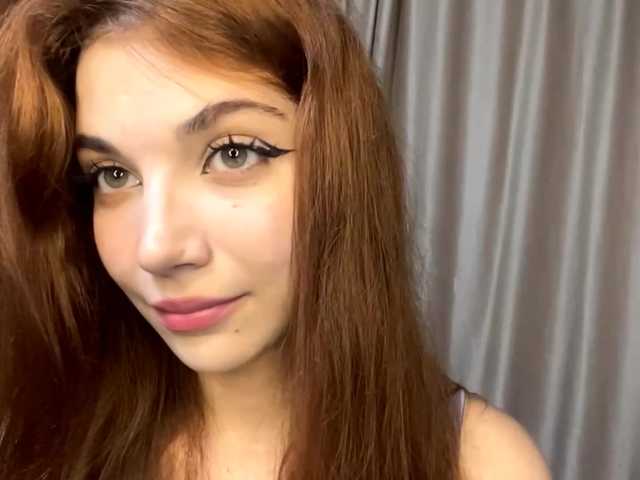 MyrleLinnan live cam on BongaCams