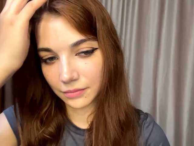 MyrleLinnan live cam on BongaCams