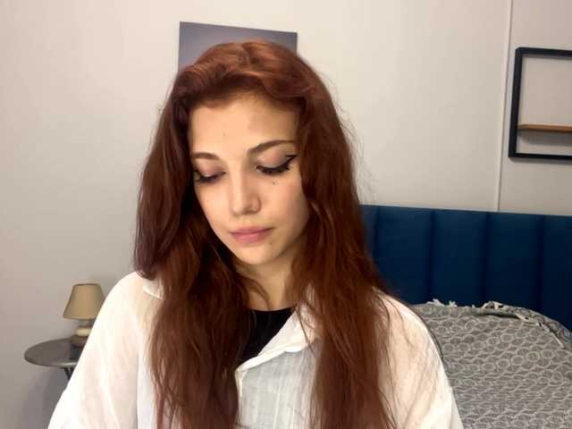 MyrleLinnan live cam on BongaCams