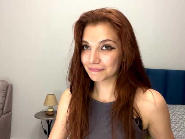 MyrleLinnan live cam on BongaCams