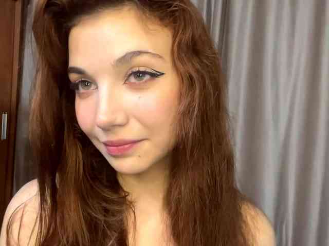 MyrleLinnan webcam