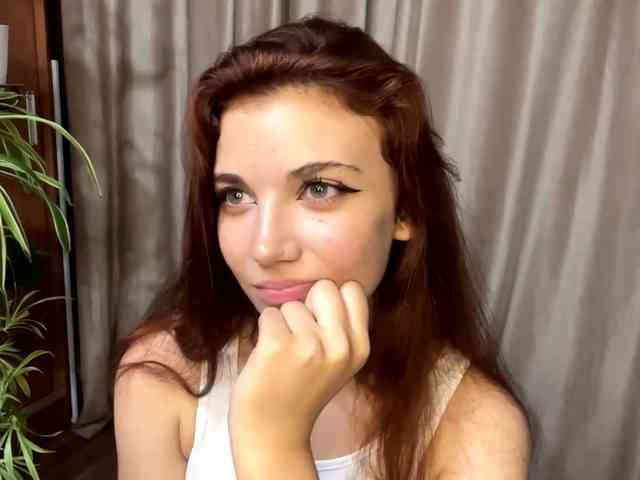 MyrleLinnan webcam