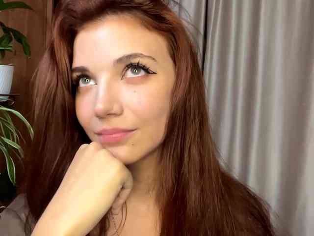 MyrleLinnan webcam