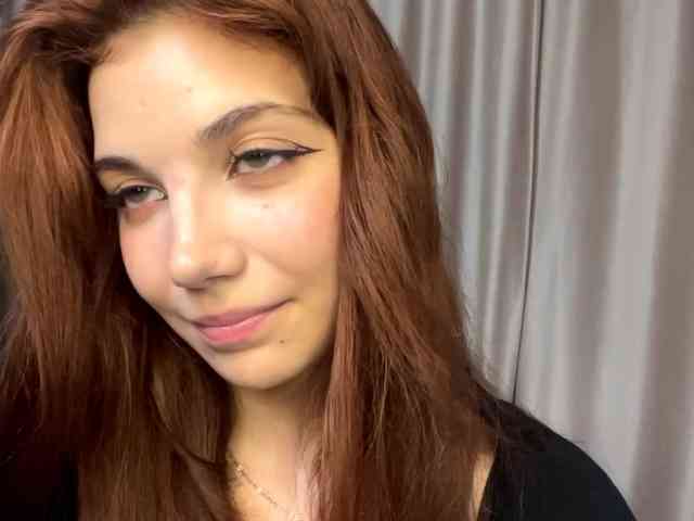 MyrleLinnan webcam