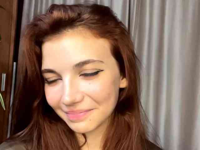 MyrleLinnan webcam
