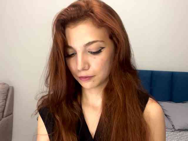 MyrleLinnan webcam