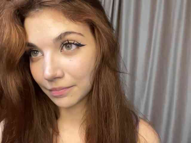 MyrleLinnan webcam
