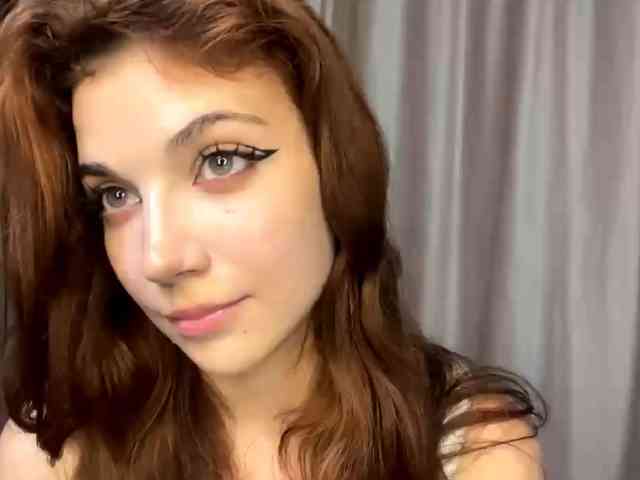 MyrleLinnan webcam