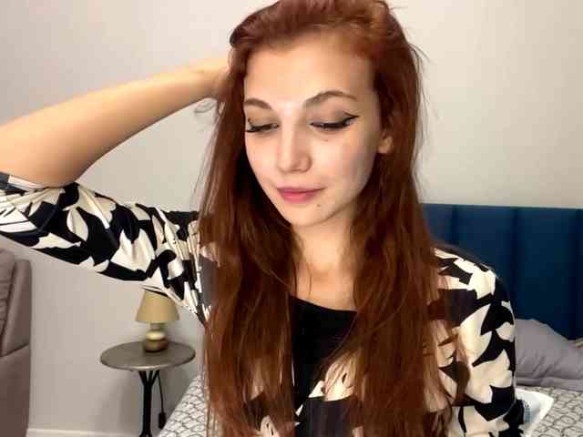 MyrleLinnan webcam