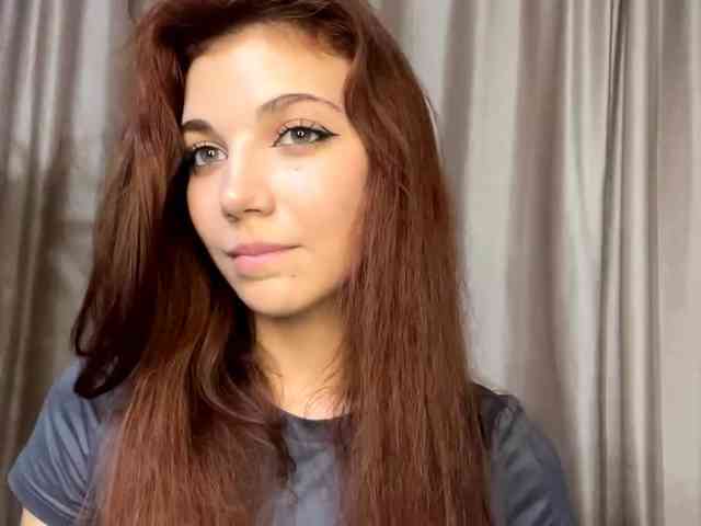 MyrleLinnan webcam