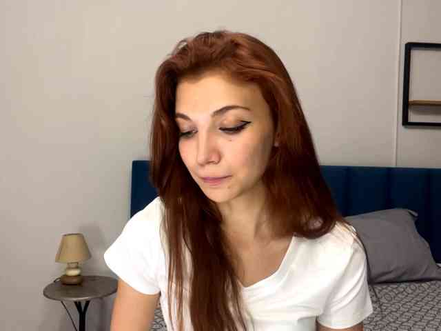 MyrleLinnan webcam