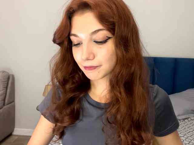 MyrleLinnan webcam