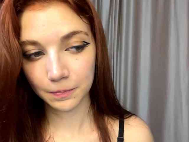 MyrleLinnan webcam