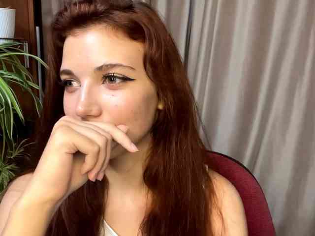 MyrleLinnan webcam