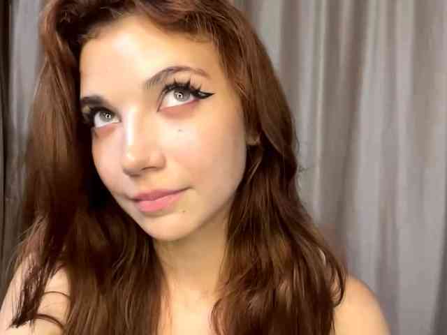 MyrleLinnan webcam