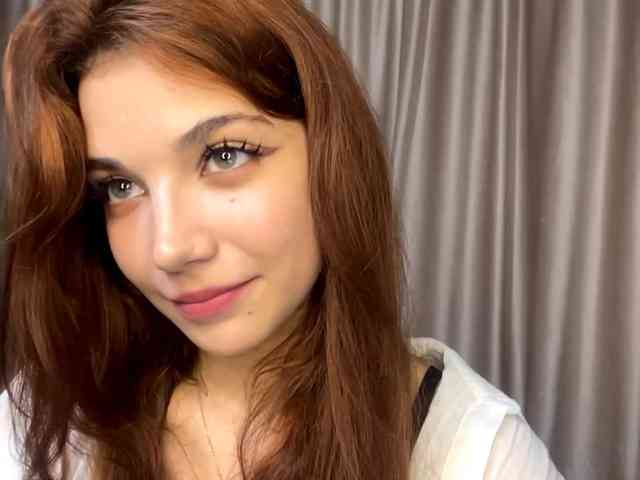 MyrleLinnan webcam