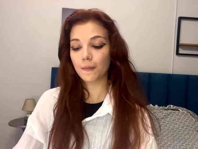 MyrleLinnan webcam
