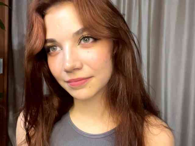 MyrleLinnan webcam