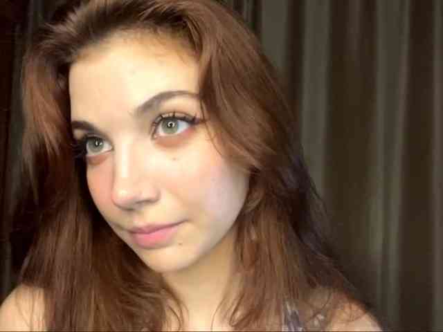 MyrleLinnan webcam