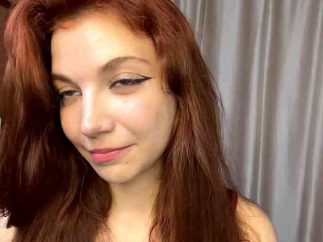 MyrleLinnan webcam