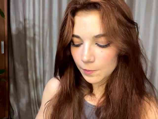 MyrleLinnan webcam