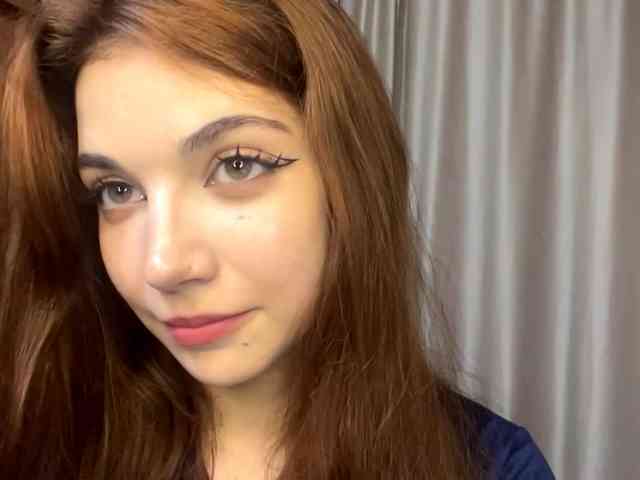 MyrleLinnan webcam