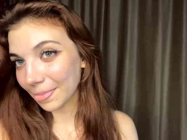 MyrleLinnan webcam