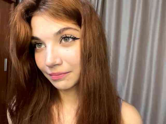 MyrleLinnan webcam