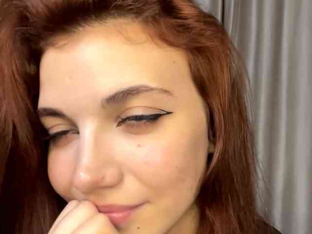 MyrleLinnan webcam