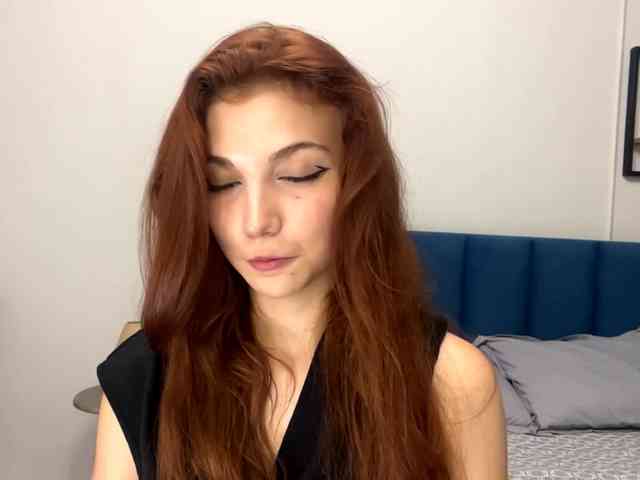 MyrleLinnan webcam