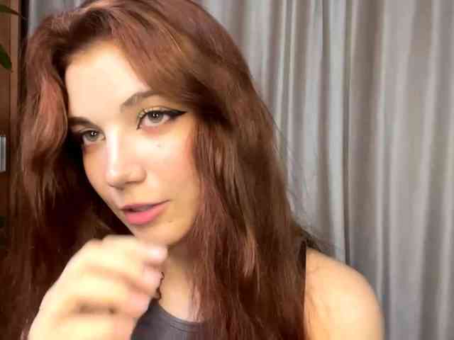 MyrleLinnan webcam