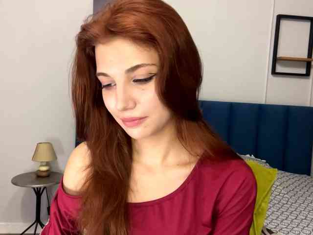 MyrleLinnan webcam