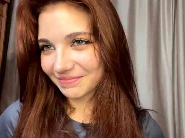 MyrleLinnan webcam