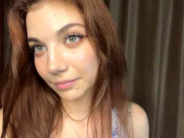 MyrleLinnan webcam